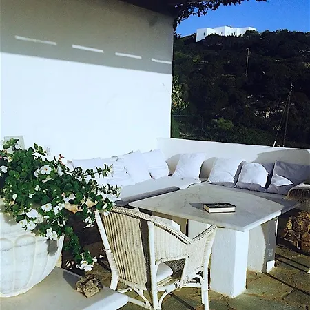 Villa Almyra *
